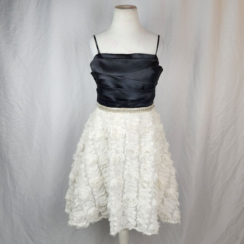 City triangles dress